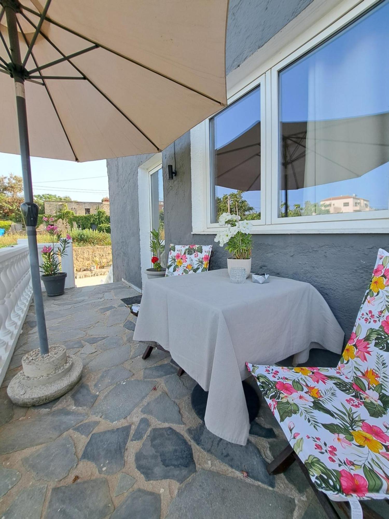 Garden Rooms Pirgos Psilonerou Exterior foto